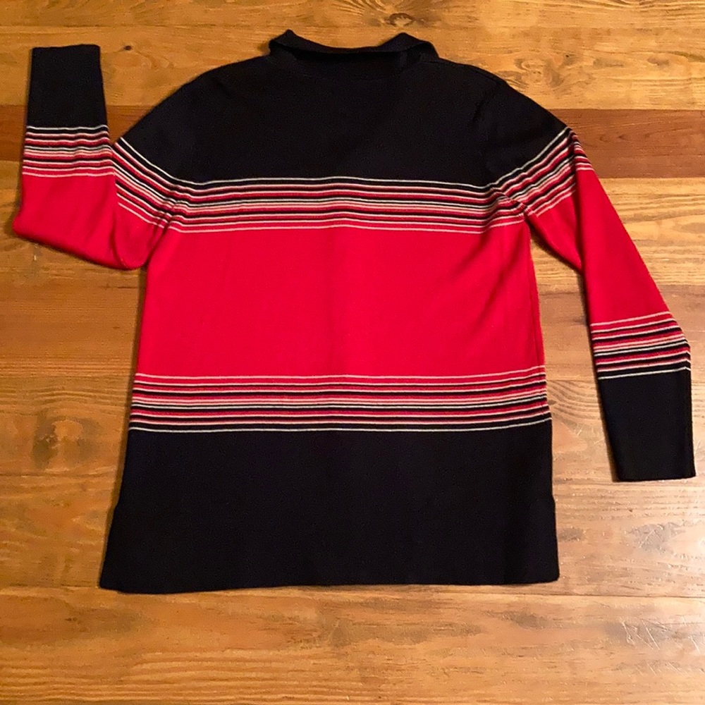 Sweater - Picture 2 of 6